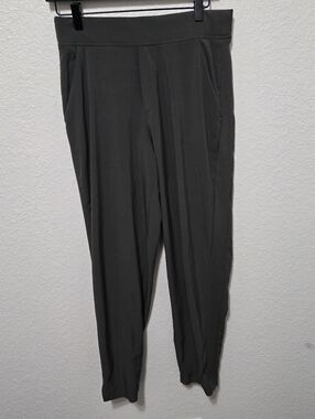 Athleta Brooklyn mid rise ankle pant green 6